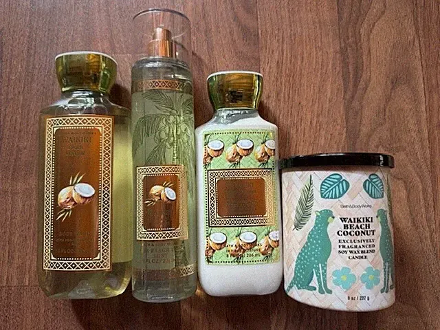 WAIKIKI BEACH COCONUT 4PC GIFT SET Bath Body Works Candle Lotion Fragrance Wash